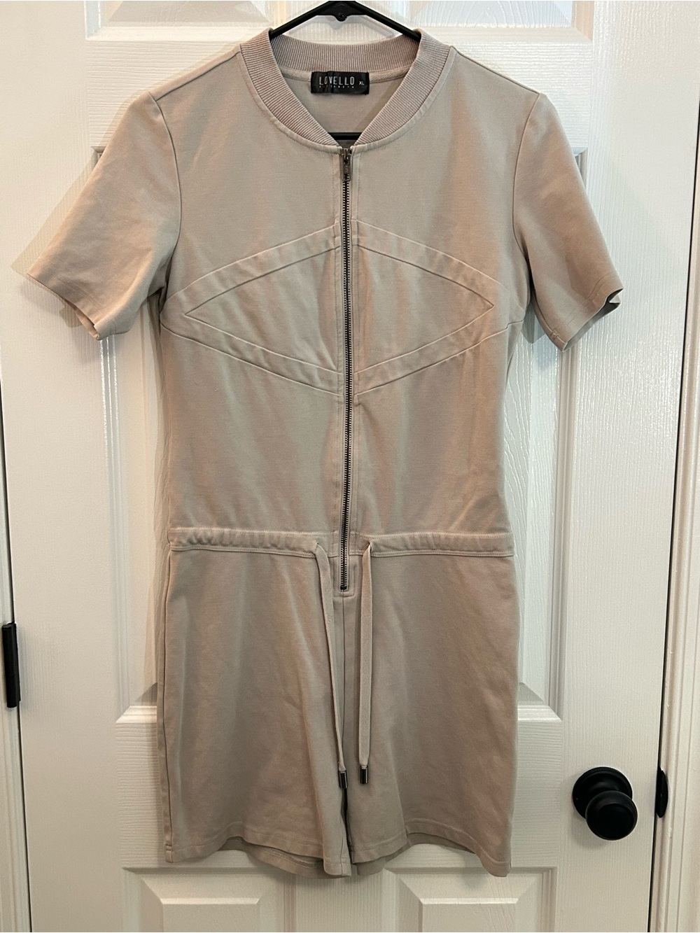 Lovello Elizabeth Ice Gray Short Romper Jumpsuit Shorts Size XL New Without Tags